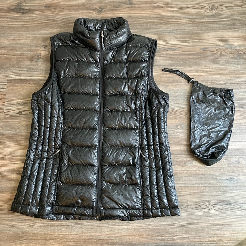 32° Heat Black Packable Puffer Vest